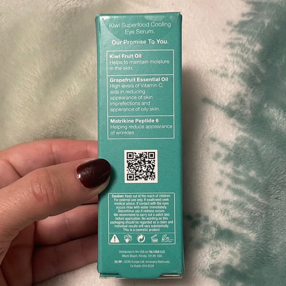 🥝 Dr. Botanicals Kiwi Superfood Cooling Eye Serum 🥝 - Picture 4 of 7
